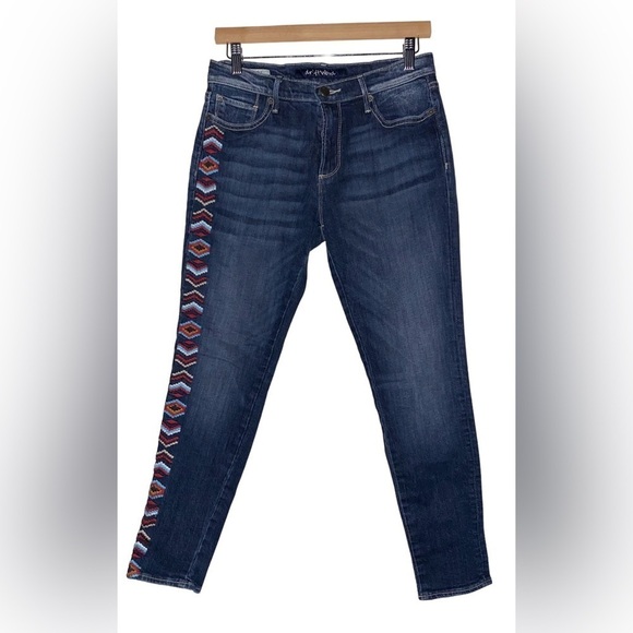 Driftwood Jackie Aztec Embroidered Medium Wash Blue‎ Jean Skinny Fit Women 28 - Picture 1 of 8